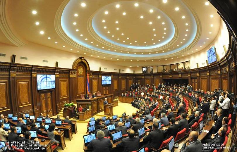 Շարունակվում է ԱԺ քառօրյան․ ուղիղ միացում