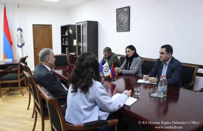 Անահիտ Մանասյանը Վասիլիս Մարագոսի հետ քննարկել է մարդու իրավունքների ոլորտում առկա մարտահրավերները