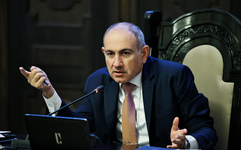 Հիմա էլ բանակից ազատվելու համար մարդիկ գործարան չբացեն. «Фабрика звезд». Փաշինյանը՝ օտարեկրյա ԲՈՒՀ-երում սովորելու մասին