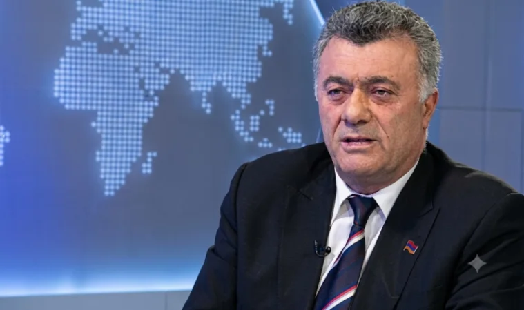 Ռուբեն Հակոբյանի նկատմամբ դատարանը կիրառել է բացակայելու արգելք և վարչական հսկողություն