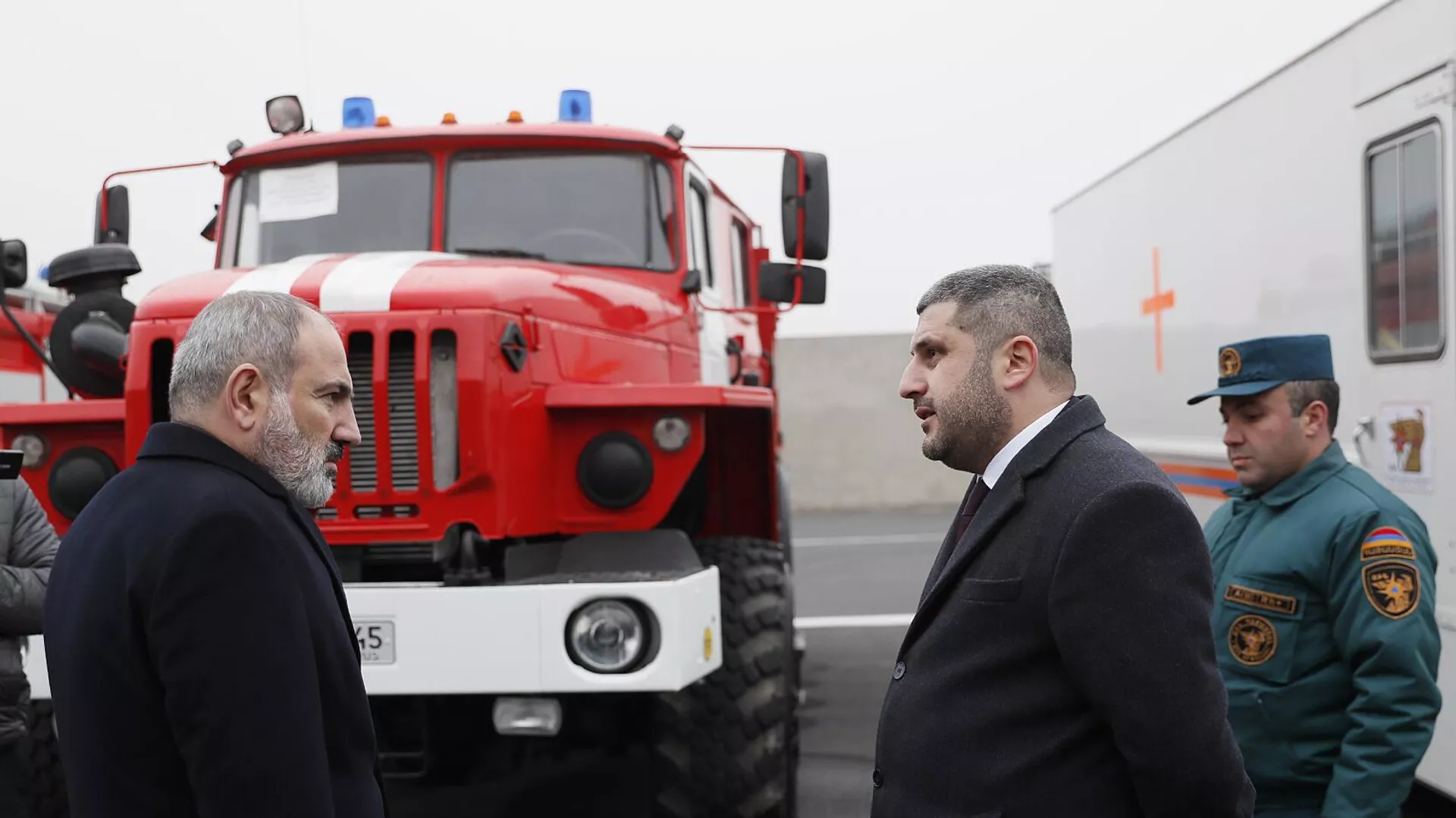 Փաշինյանի ու Փամբուխչյանի հարաբերությունները լարված են. «Ժողովուրդ»