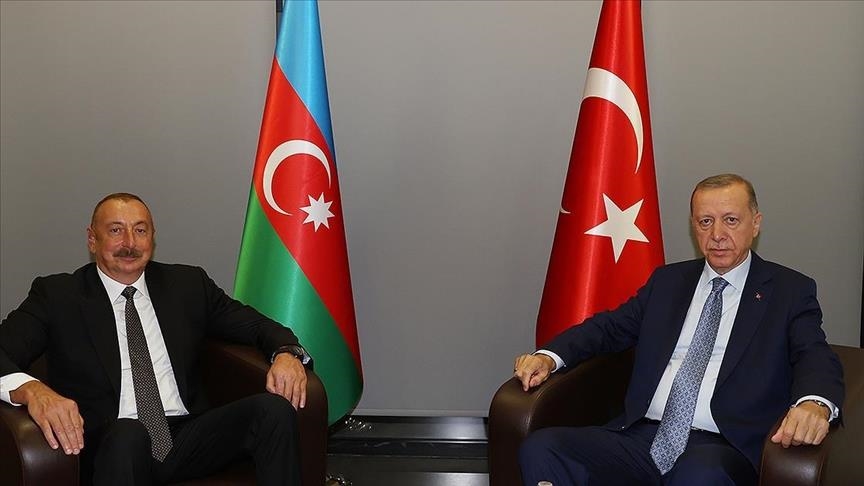 Алиев и Эрдоган обсудили сотрудничество Азербайджана и Турции в военной сфере