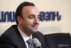 ՀՀ-ին սպառնացող արհավիրքների պարագայում իմ անձով օրակարգ չպետք է ստեղծեմ. Հրայր Թովմասյան
