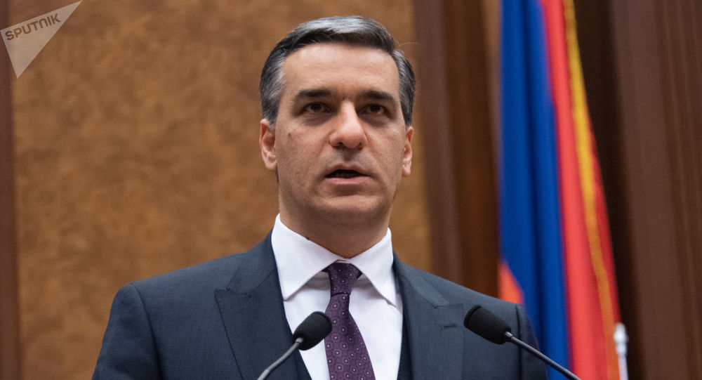 Մենք պետք է լինենք համախմբված ու թույլ չտանք, որ վերելքի, նոր ճառագող լույսի ճանապարհին մեզ թուլացնող կամ իրարից բաժանելու որևէ փորձ գլուխ բարձրացնի. Թաթոյան