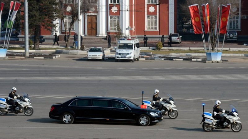 Ղրղզստանի նախագահի ավտոշարասյունը վթարի է ենթարկվել․ կա զոհ