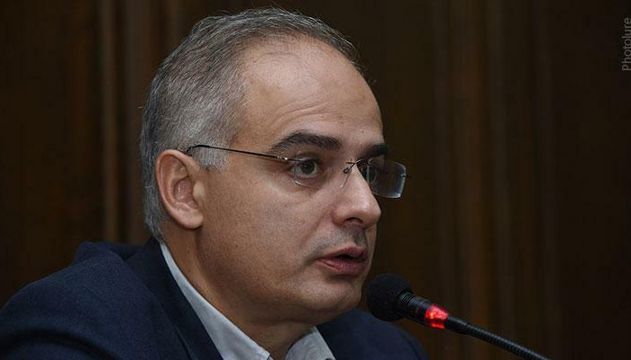 Մի մարդ, ով ՀՀ-ին հասցրել է ամենամեծ վնասը, տալիս է գնահատականներ Լևոն Տեր-Պետրոսյանի մասին, ում օրոք ունեցել ենք հաղթանակներ. Զուրաբյանը՝ Փաշինյանի հայտարարության մասին