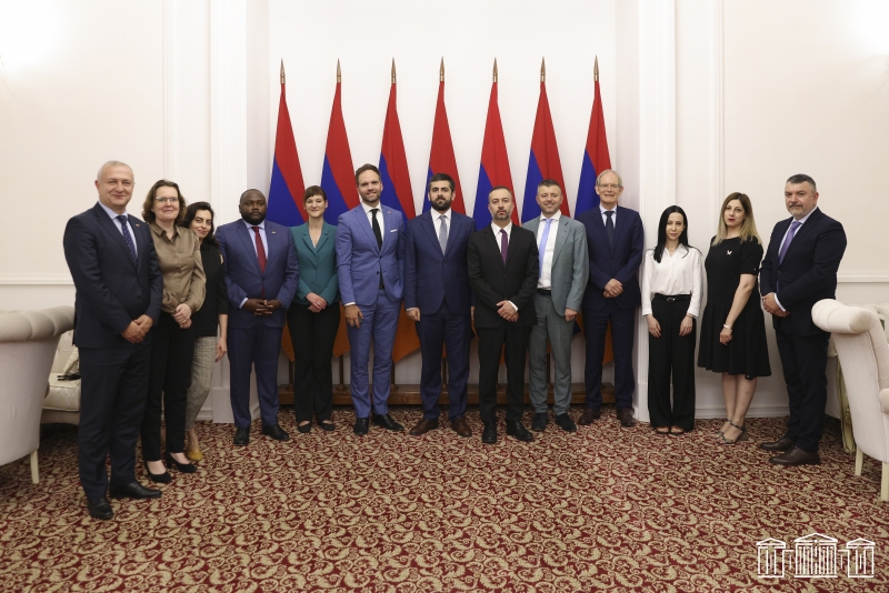 Արտաքին հարաբերությունների մշտական հանձնաժողովում հյուրընկալվել է Նիդերլանդների խորհրդարանական պատվիրակությունը