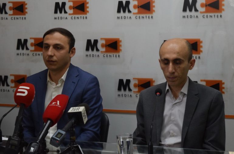 Հորդորում ենք Ձեզ անհայտ կորածների հարցի հանգուցալուծումը և բոլոր հայ գերիների ազատ արձակումը դարձնել Բաքվում Ձեր քննարկումների առանցքային թեմաները․ Գեղամ Ստեփանյանն ու Արտակ Բեգլարյանը՝ Վենսին