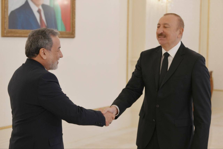Այն փաստը, որ մեր ժողովուրդները դարերով ապրում են միասին, առանձնահատուկ նշանակություն է հաղորդում մեր երկրների միջև հարաբերություններին. Ալիևն՝ Արաղչիին