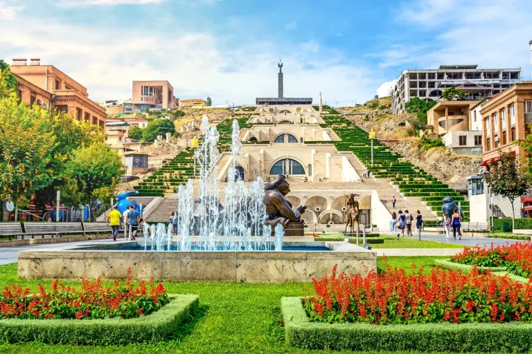 Ի՞նչ անել 2 օր Երևանում․ միջազգային պարբերականի անդրադարձը