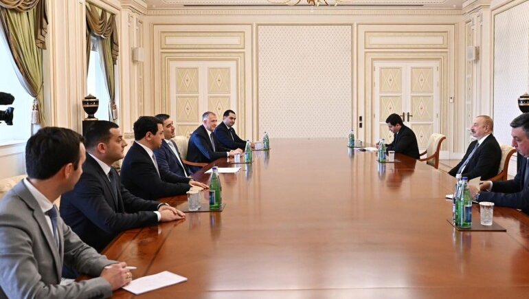 Վրաստանի խորհրդարանի նախագահը հանդիպել է Ալիևին