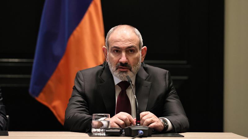 Փաշինյանը Չեխիա կատարած պաշտոնական այցն ավարտում է տեղի հայ համայնքի ներկայացուցիչների հետ հանդիպմամբ՝ ուղիղ