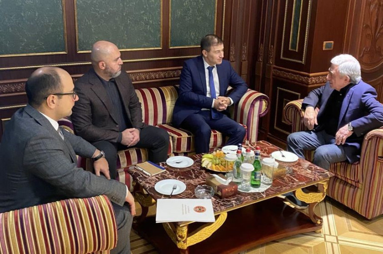 Արցախի ժողովրդի ինքնորոշման իրավունքի ճանաչումն ու երաշխավորումը պետք է արտացոլված լինեն խնդրին վերաբերող իրավական փաստաթղթերում. Սերժ Սարգսյանն ընդունել է Անդրեյ Կովաչևին