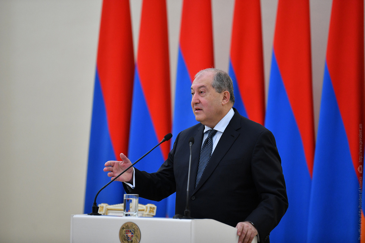 Президент РА призвал присоединиться к сбору средств фонда «Айастан» по укреплению приграничных общин Армении 