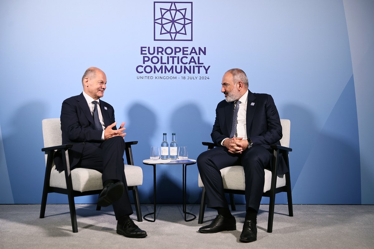 Նիկոլ Փաշինյանը Հայաստանի և Ադրբեջանի միջև խաղաղության գործընթացը քննարկել է Օլաֆ Շոլցի հետ