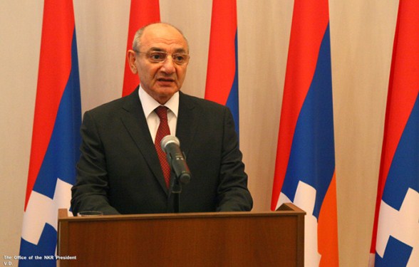 Президент Арцаха направил поздравительное послание в связи с Днем армянской армии