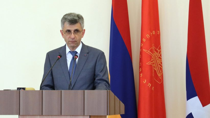 Մեր քաղաքական կեցվածքը պետք է ուղղված լինի Հայաստանի հետ կամուրջներ կառուցելուն. Արցախի ԱԺ նորընտիր նախագահի ելույթը ԱԺ արտահերթ նստաշրջանում