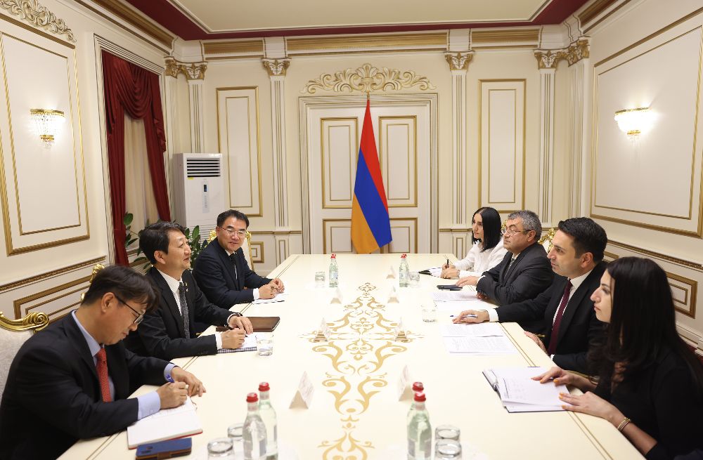 Կորեացի նախարարն Ալեն Սիմոնյանին ասել է, որ եկել է ՀՀ՝ կիսելու առևտրի, արդյունաբերության ոլորտների՝ իր երկրի լավագույն փորձը