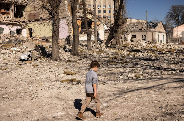 Վլադիմիր Զելենսկին երկրի ավերված հատվածներից լուսանկարներ է հրապարակել 
