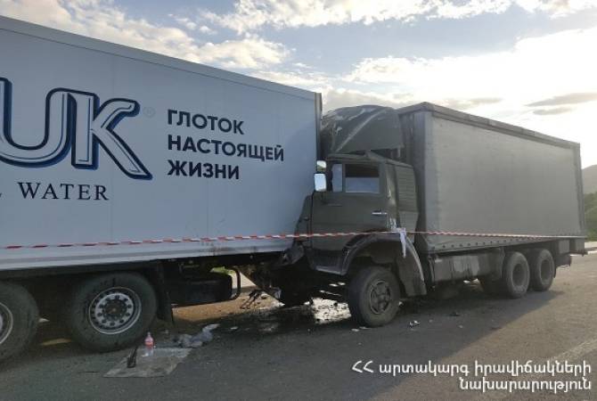 Երևան-Մեղրի ավտոճանապարհին բախվել են KamAZ և Scania բեռնատարները. կա տուժած