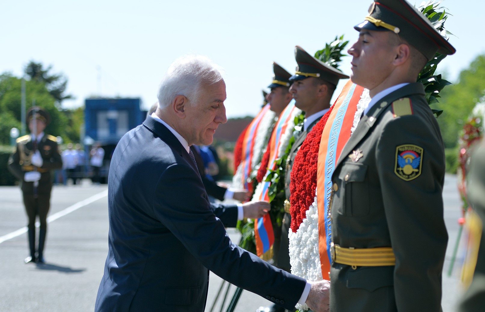 Նախագահ Վահագն Խաչատուրյանը հարգանքի տուրք է մատուցել Սարդարապատի ճակատամարտի հերոսների հիշատակին