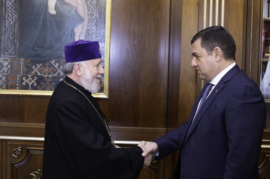 Ամենայն Հայոց Կաթողիկոսն ընդունել է Բարձրագույն դատական խորհրդի նախագահին