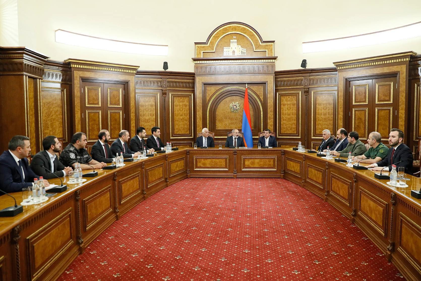 ԱՀ նախագահը Երևանում մասնակցել է ԱԽ նիստին և նորից փաստել՝ այս պահին Արցախի կարգավիճակի առնչությանբ որևէ թուղթ չի քննարկվում