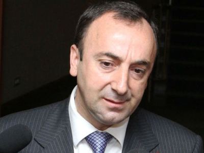 Հրայր Թովմասյանը Վազգեն Սարգսյանի հետ կապված պատմություն հիշեց