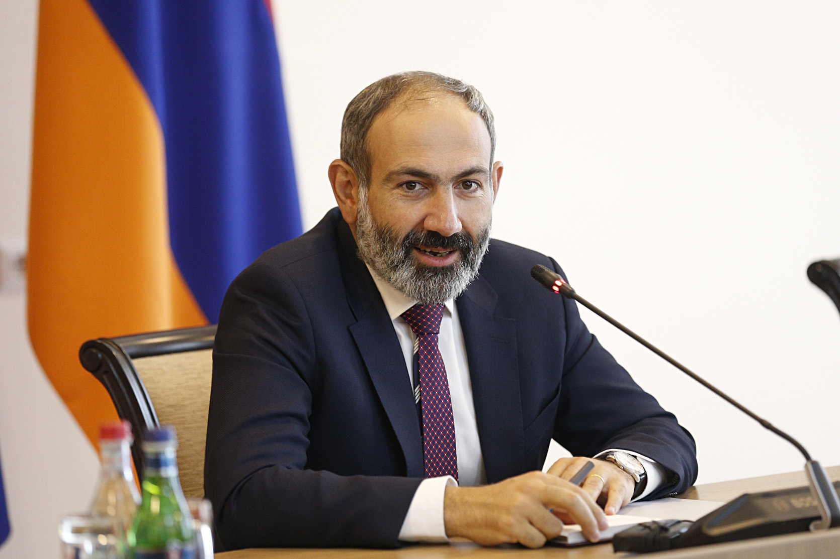 Երշիկ գնելու փոխարեն առաջարկում եմ տոմս գնել ու նվիրել հարազատներին․Նիկոլ Փաշինյան