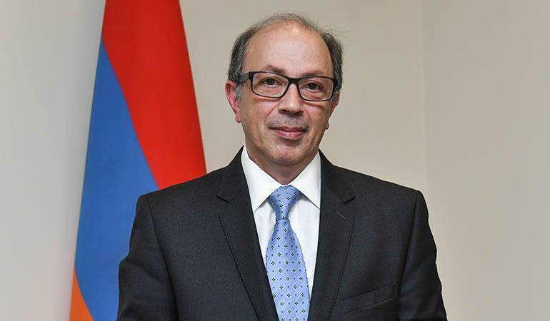 Շուտով նախատեսված է երեք համանախագահների այցը, և հույս ունենք՝ նրանք կօգնեն լուծել առկախված բոլոր խնդիրները. Այվազյան