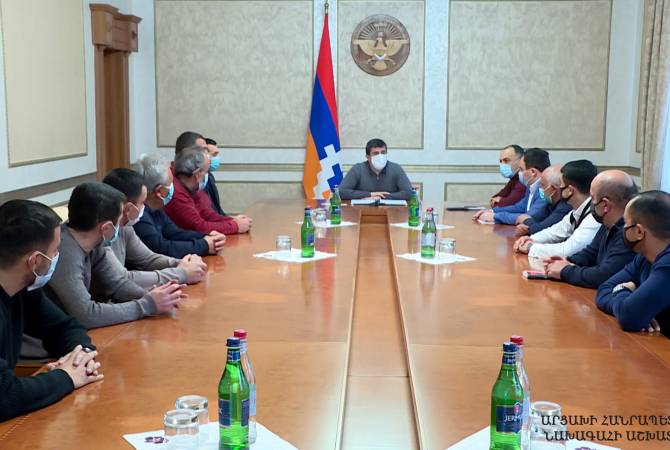 Президент Арутюнян принял представителей клубов- членов футбольной лиги Арцаха