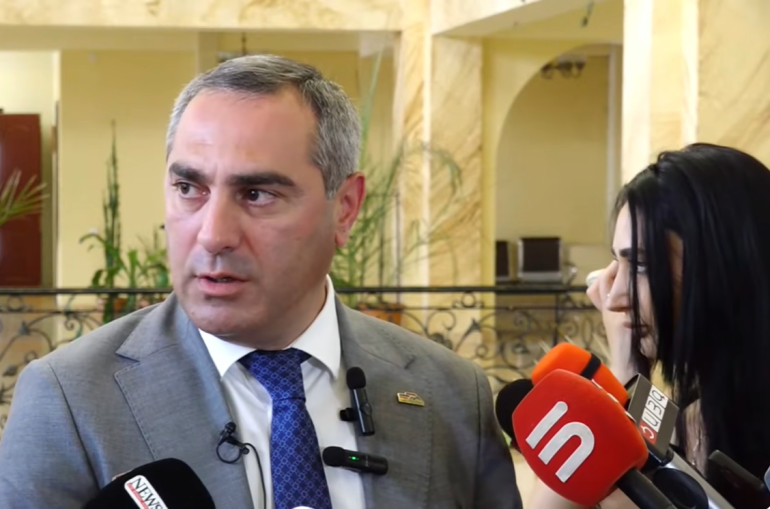 Եթե Վարդան Ղուկասյանի մասով իշխանության հետ պայմանավորվածություն ունենայինք, 9 ամիս առաջ կանեինք. Գյումրու քաղաքապետի պաշտոնակատար