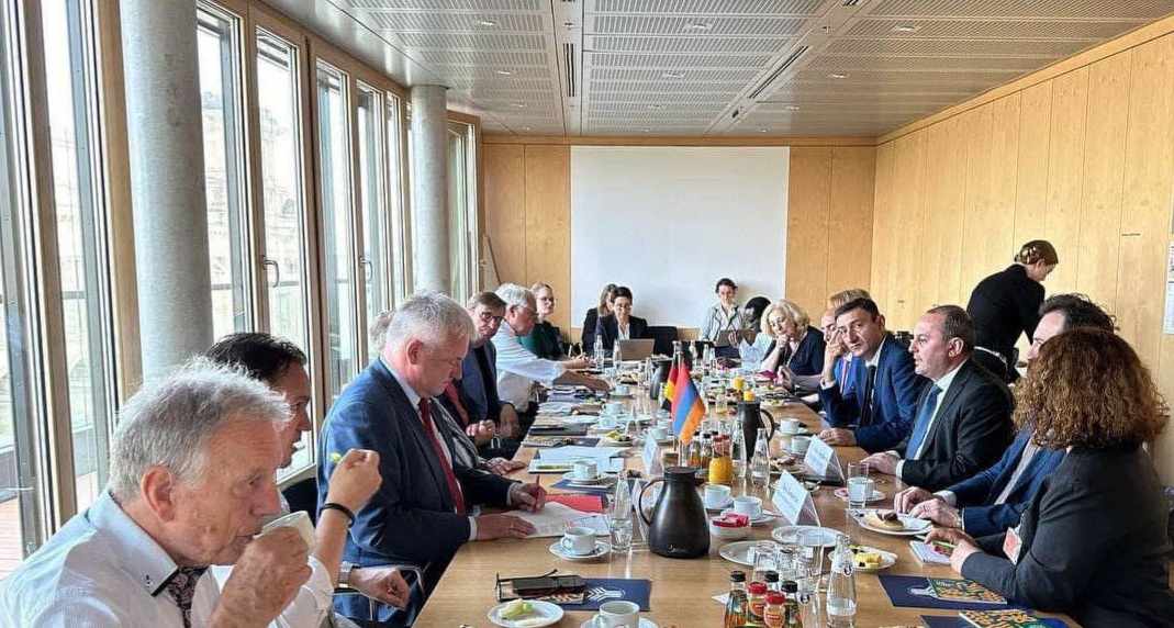 ԱԺ Հայաստան-Գերմանիա բարեկամական խմբի անդամները Բեռլինում քննարկել են ՀՀ-ի տնտեսական դիվերսիֆիկացիայի եւ դիմակայունության ամրապնդման հարցերը