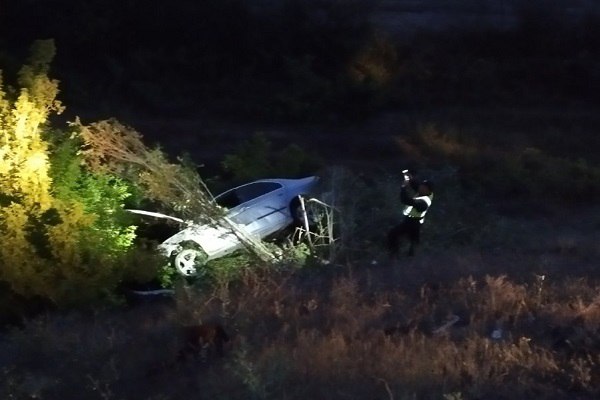 Արմավիր-Խանջյան ավտոճանապարհին «BMW»-ն դուրս է եկել ճանապարհի երթևեկելի գոտուց և ընկել հարակից ձորակը․ վարորդն և ուղևորը հոսպիտալացվել են