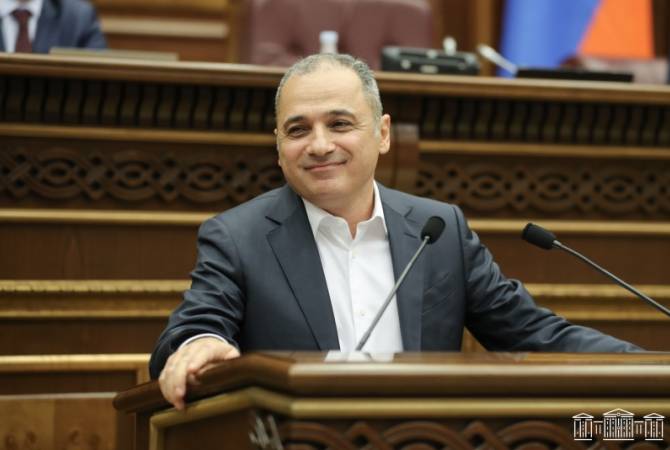 Իսպանիայի և Երևանի բնակարանները վարկով եմ ձեռք բերել, hայտարարագրերիցս դուրս ինչ որ գտնեք՝ ձերն է. Վահե Հակոբյանը` իշխանական պատգամավորներին