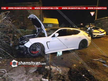 Երևանում Porsche Panamera-ն տապալել է ծառը. վարորդն ու ուղևորը հոսպիտալացվել են