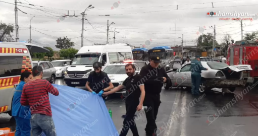 «Երեքնուկ» կամրջի մոտ բախվել են 2 «Mercedes»-ներն ու «Opel»-ը. կա 1 զոհ, 2 վիրավոր