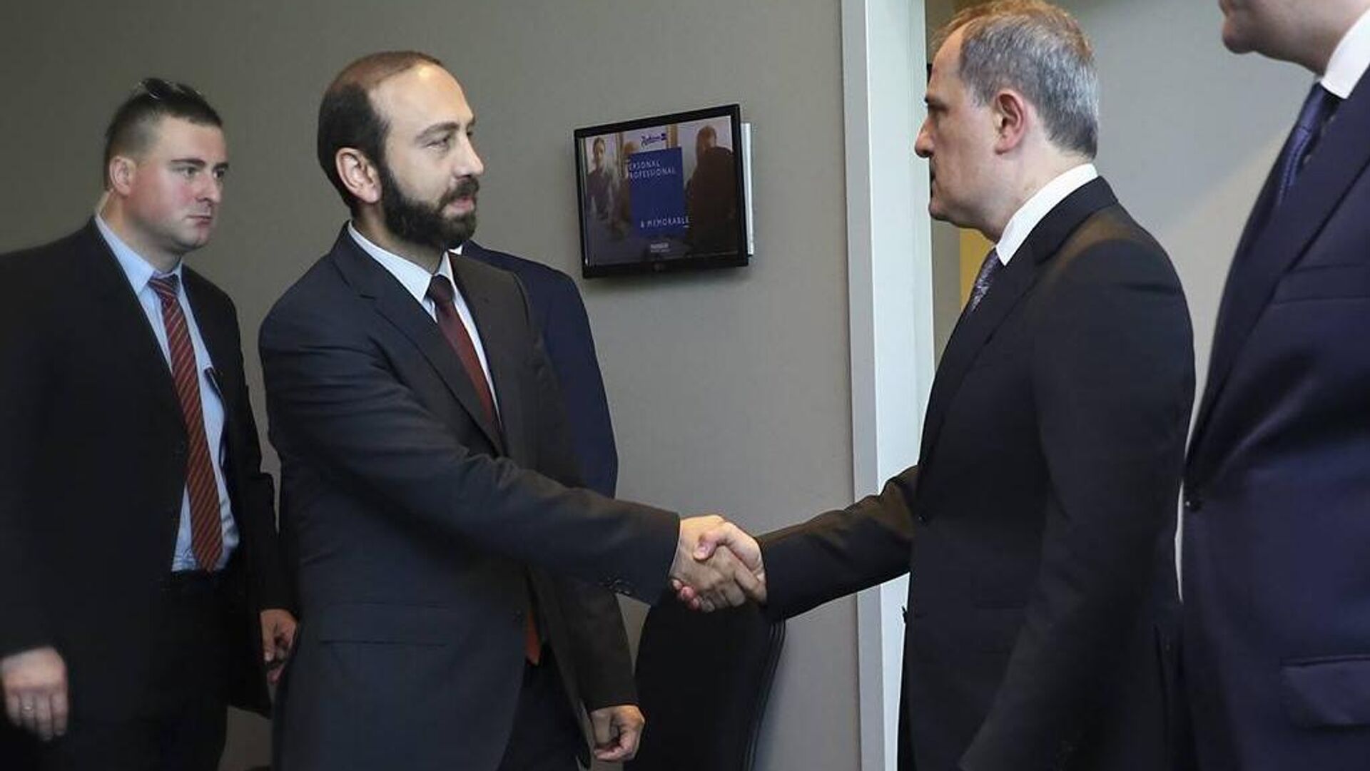 Պայմանավորվել են շարունակել քննարկումները. արդյունքներ չեն արձանագրվել. «Հրապարակ»