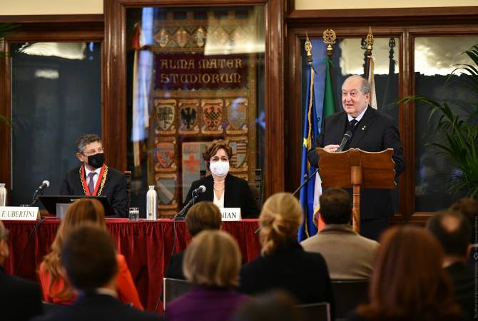 Մենք մեր պատմության շրջադարձային կետում ենք, և եթե այսօր չգործենք, կարող է շատ ուշ լինել․ ՀՀ նախագահը Բոլոնիայի համալսարանում հանդես է եկել ելույթով