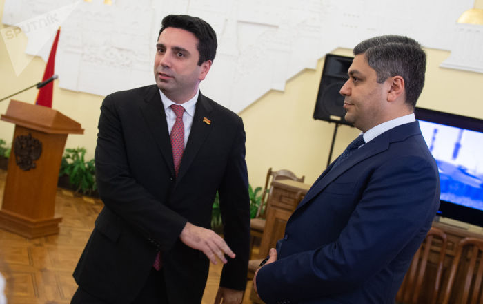 Վանեցյանը քաղաքական դաշտում դեռ երկար ճանապարհ ունի անցնելու. Ալեն Սիմոնյան