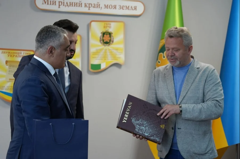 Եղել եմ Բուչայում, անհրաժեշտ եղավ՝ նորից կգնամ. ՌԴ-ն չի հաղթելու Ուկրաինային. Նոր Նորքի թաղապետը՝ Զախարովային