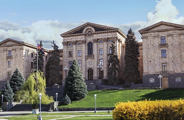 Այսօր տեղի է ունենալու ԱԺ նոր գումարման անդրապիկ նիստը. Ընդդիմությունը քաղաքական շոուներ է պատրաստել 