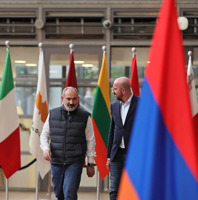 Փաշինյանն ու Միշելը քննարկե են Ադրբեջանի կողմից Լաչինի միջանցքի ապօրինի շրջափակման հետևանքով ԼՂ-ում ստեղծված հումանիտար ճգնաժամը