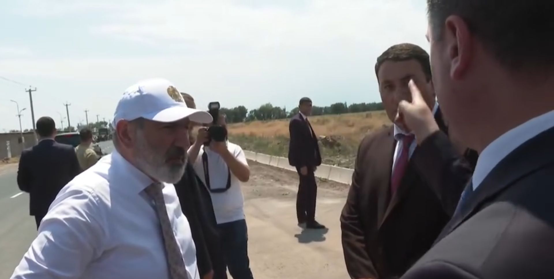 Ծիածան-Աղավնատուն-Լեռնամերձ 7,3 կմ ճանապարհատվածի հիմնանորոգման աշխատանքներն ավարտական փուլում են. Փաշինյան