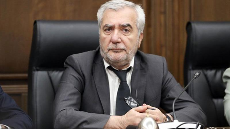 Անդրանիկ Քոչարյանը Փաշինյանին առաջարկել է իրեն «դաբրո» տալ՝ նախարարի թեկնածուի նշանակման հարցում. «Հրապարակ»