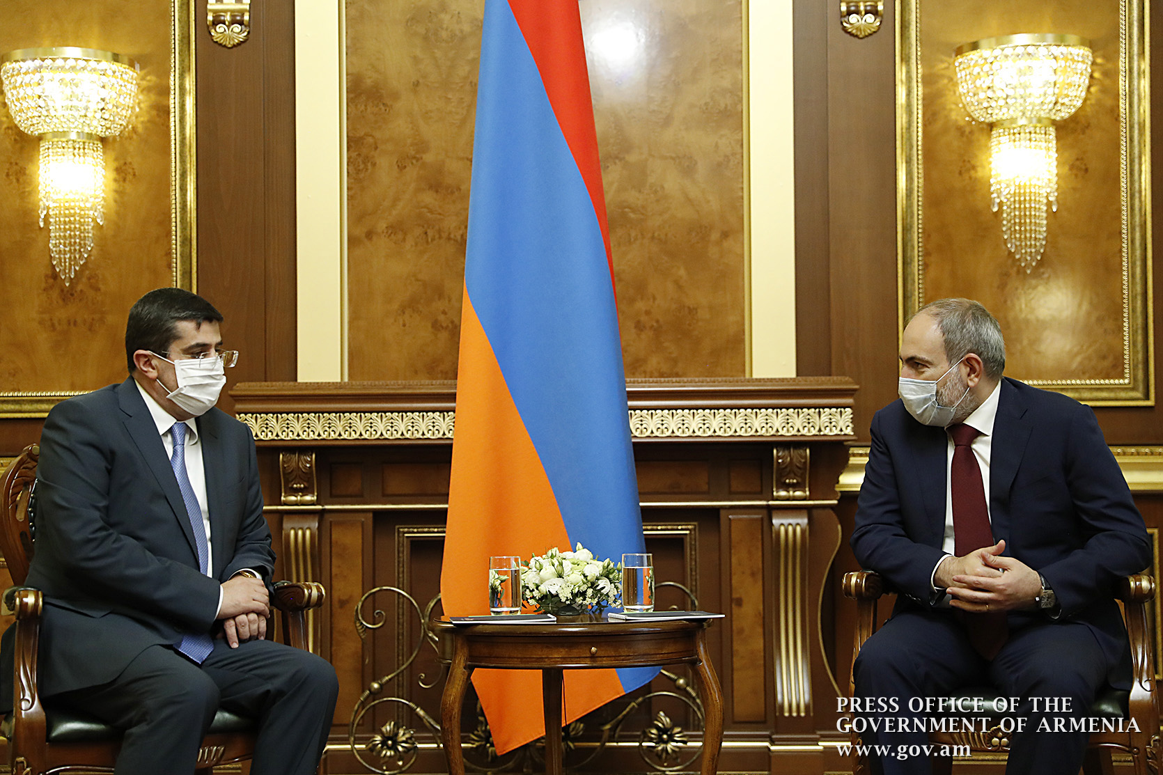 Խորհրդանշական է, որ մենք Երևանում մեր պաշտոնական առաջին հանդիպումը հենց այս օրն ենք անցկացնում. Փաշինյան