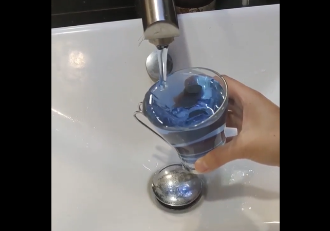 «Վեոլիա Ջուր»-ը պարզաբանել է ջրի կապույտ գույնի պատճառը