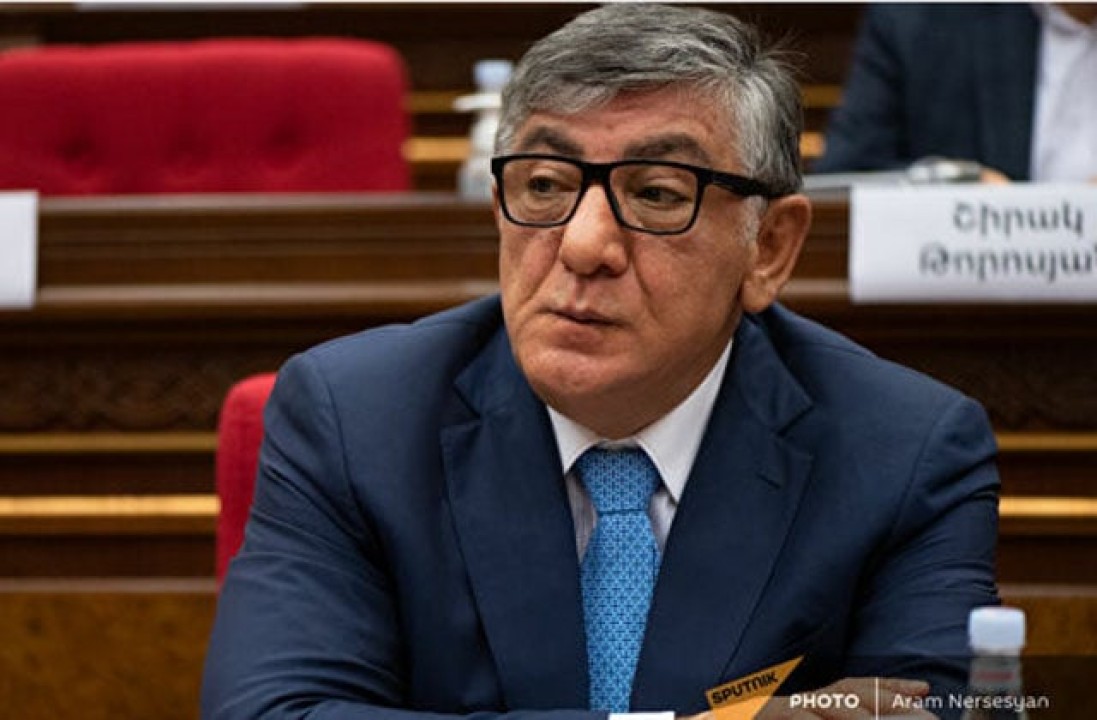 Ես որ ուզենամ կազինո գնամ, ոչ ձեզ եմ նայելու, ոչ էլ այդ նկարողին. Խաչատուր Սուքիասյան