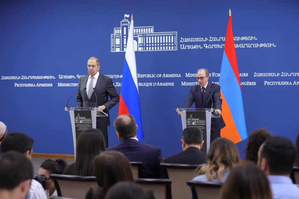 Պետք չէ հիմա քաղաքականացնել գործընթացը, այն շարժվում է բավական բարդ. Լավրովը՝ համանախագահների հայտարարության մասին