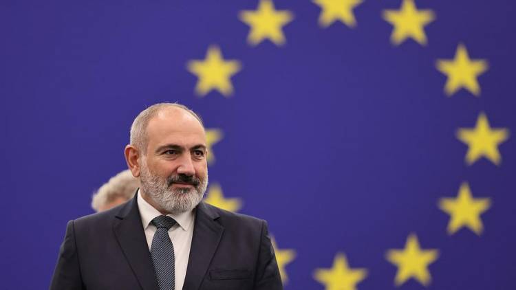 Հանրաքվեն ավելի է ուրվագծվում․ «Հրապարակ»